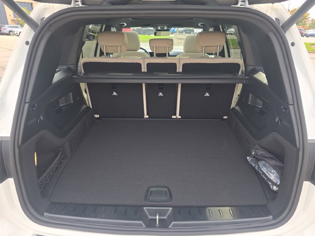 New 2026 Mercedes-Benz GLB 250 4MATIC image 16