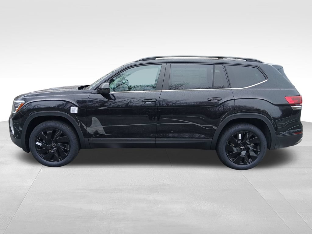 New 2026 Volkswagen Atlas SE FWD image 2
