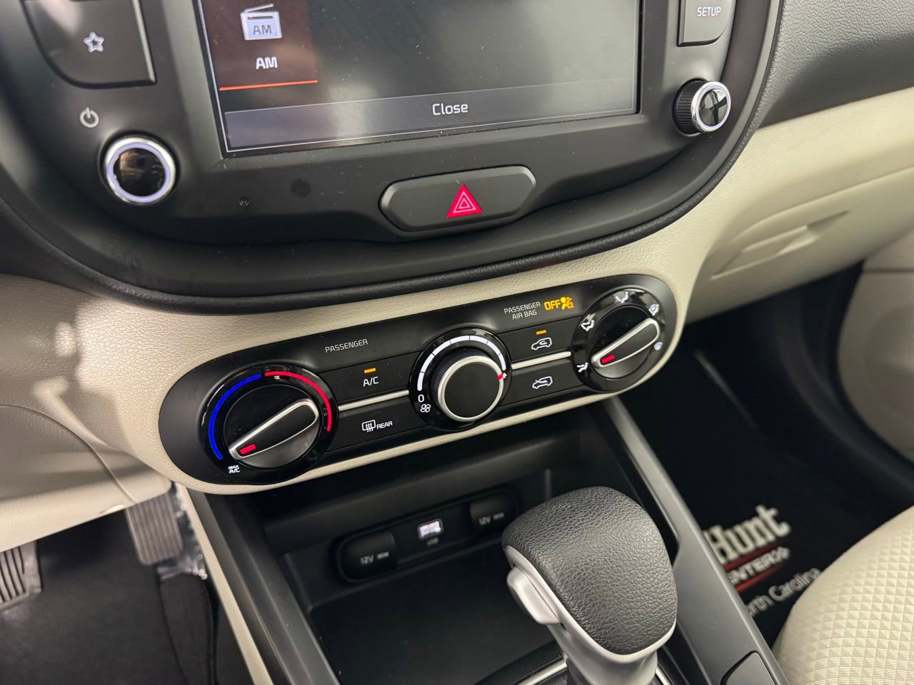 Used 2025 Kia Soul LX image 17