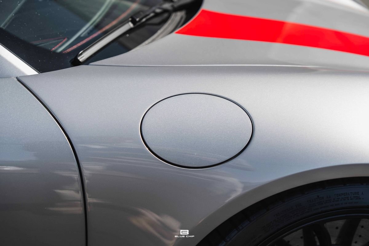 Used 2016 Porsche 911 R RWD image 7
