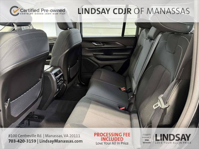 Certified 2023 Jeep Grand Cherokee Laredo AWD/4WD image 19