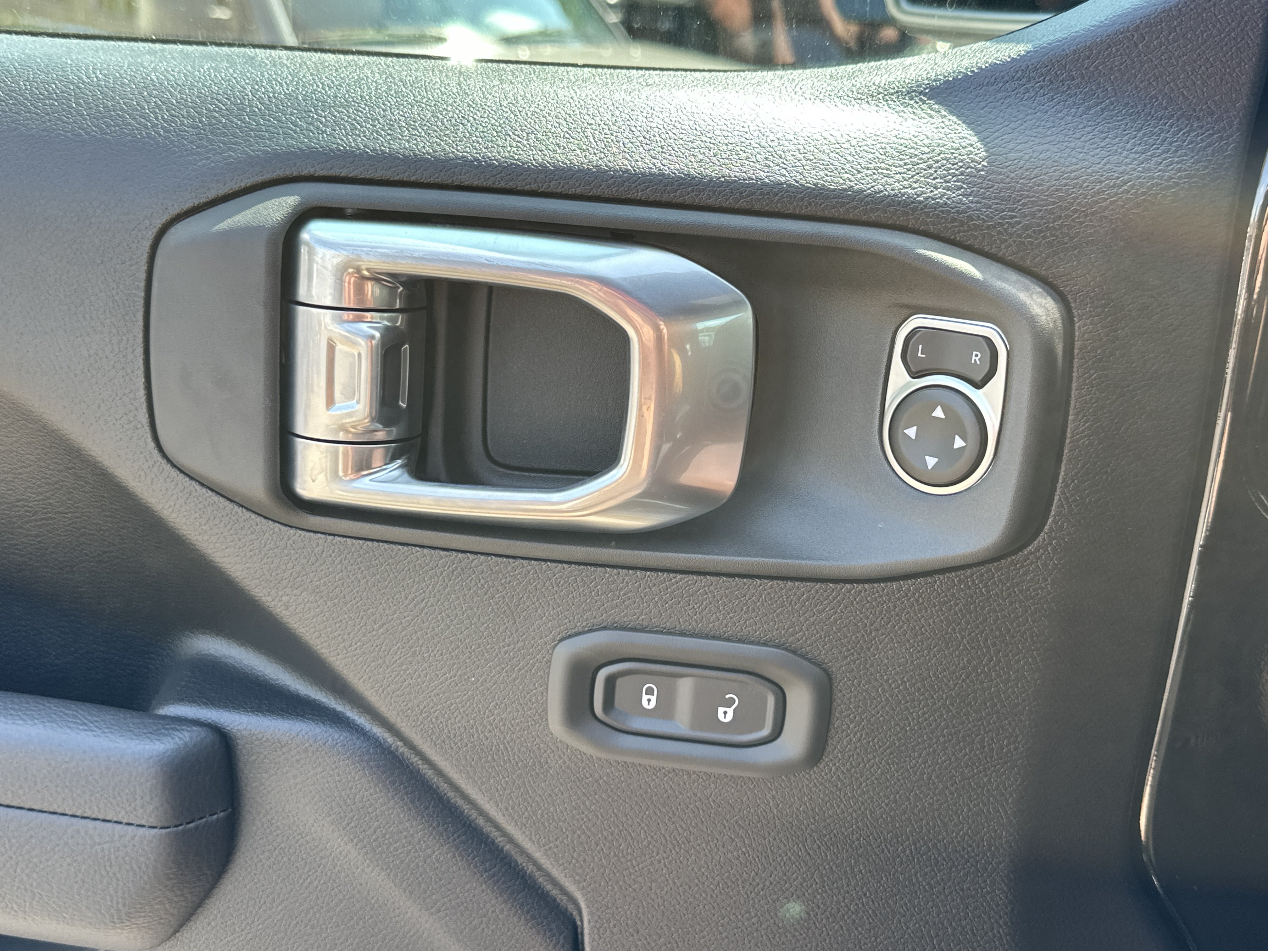New 2027 Jeep Wrangler Unlimited Sport AWD/4WD image 12