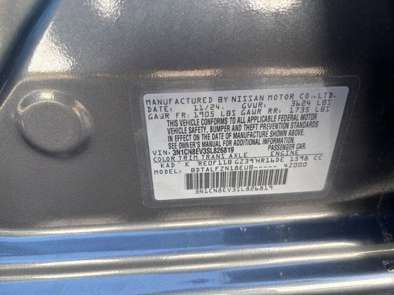 Used 2025 Nissan Versa SV image 27