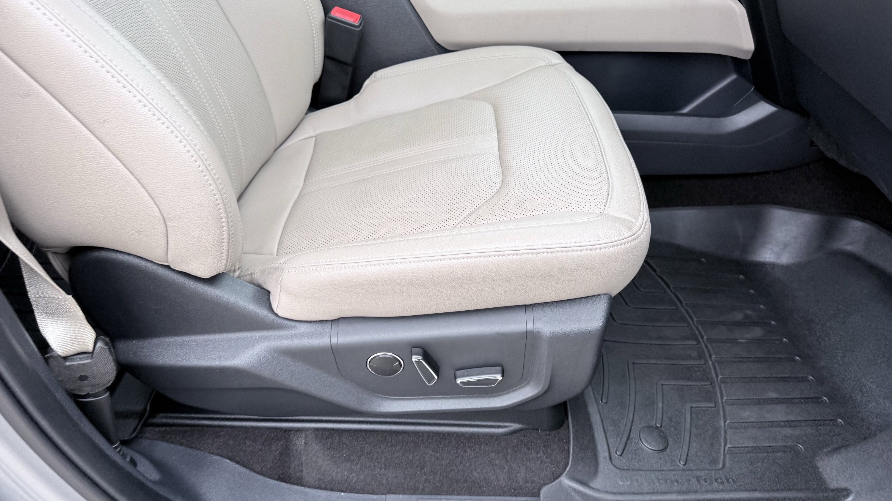 Used 2023 Ford Expedition Limited RWD image 53