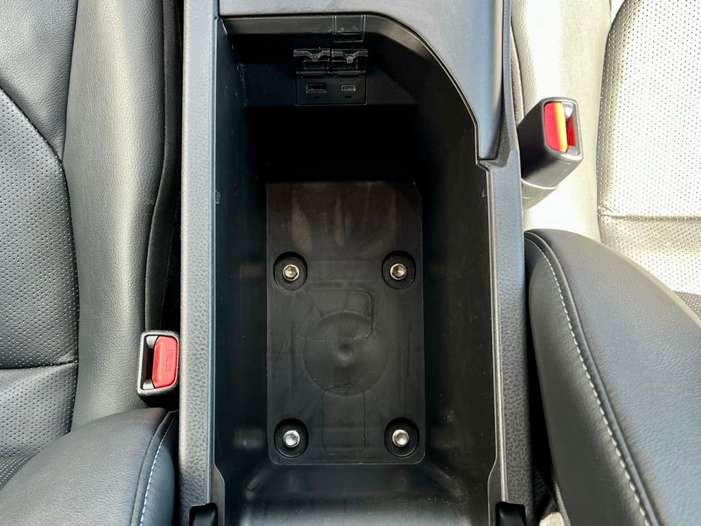 Used 2023 Toyota Camry XSE image 33