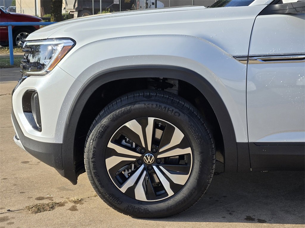 New 2026 Volkswagen Atlas Cross Sport SE image 5