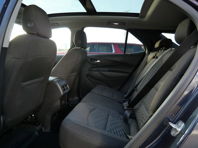 Used 2019 Chevrolet Equinox LT w/ Sun & Navigation Package AWD/4WD image 14