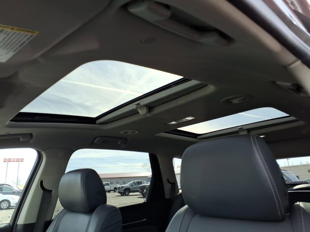 Used 2018 Buick Enclave Essence image 9