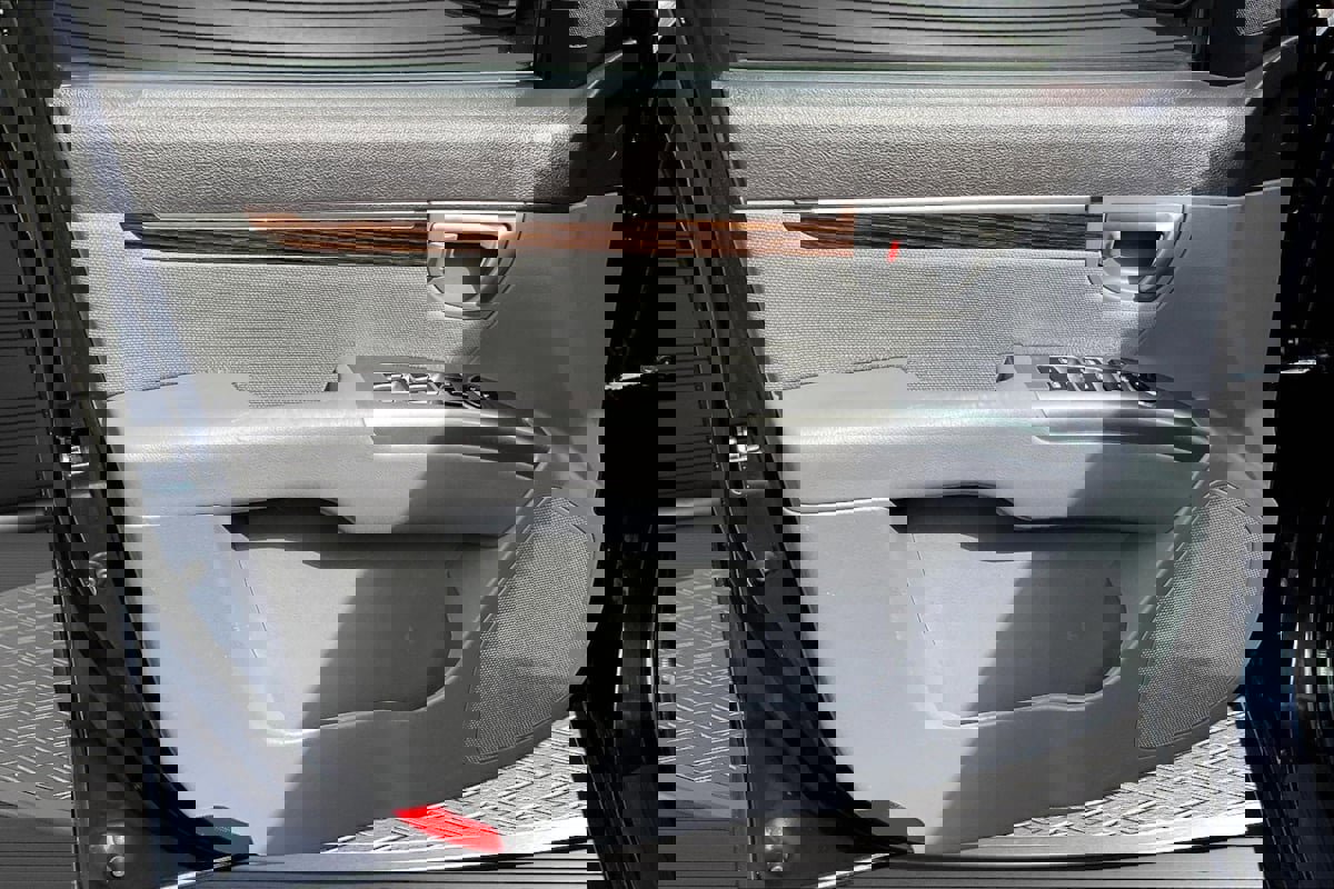 Used 2010 Hyundai Santa Fe GLS image 19