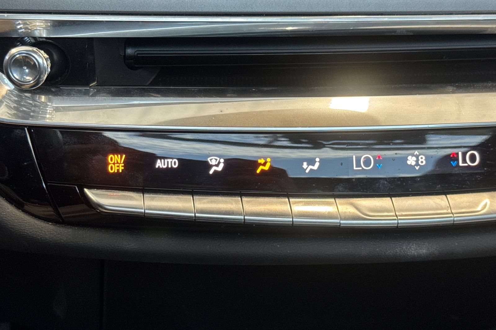 Certified 2024 Cadillac Lyriq Tech RWD image 26