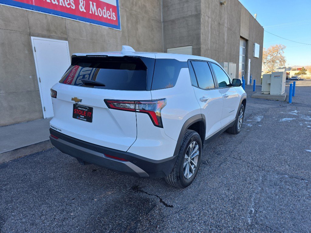 Used 2025 Chevrolet Equinox LT image 8