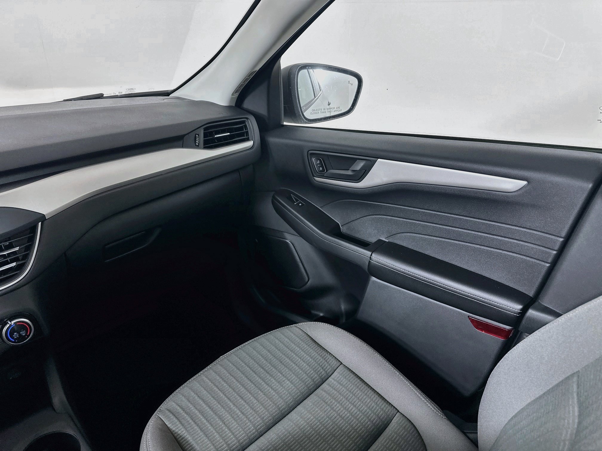 Used 2022 Ford Escape S AWD/4WD image 22