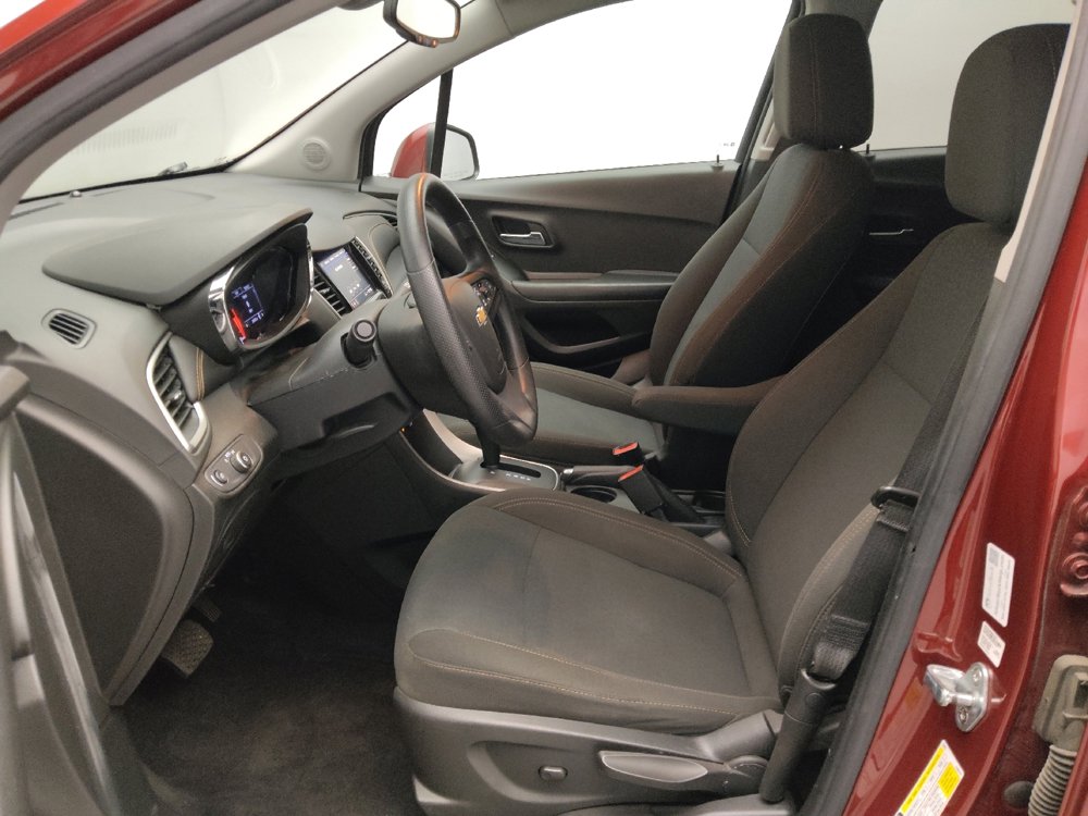 Used 2021 Chevrolet Trax LS w/ Tint and Cruise Package image 17