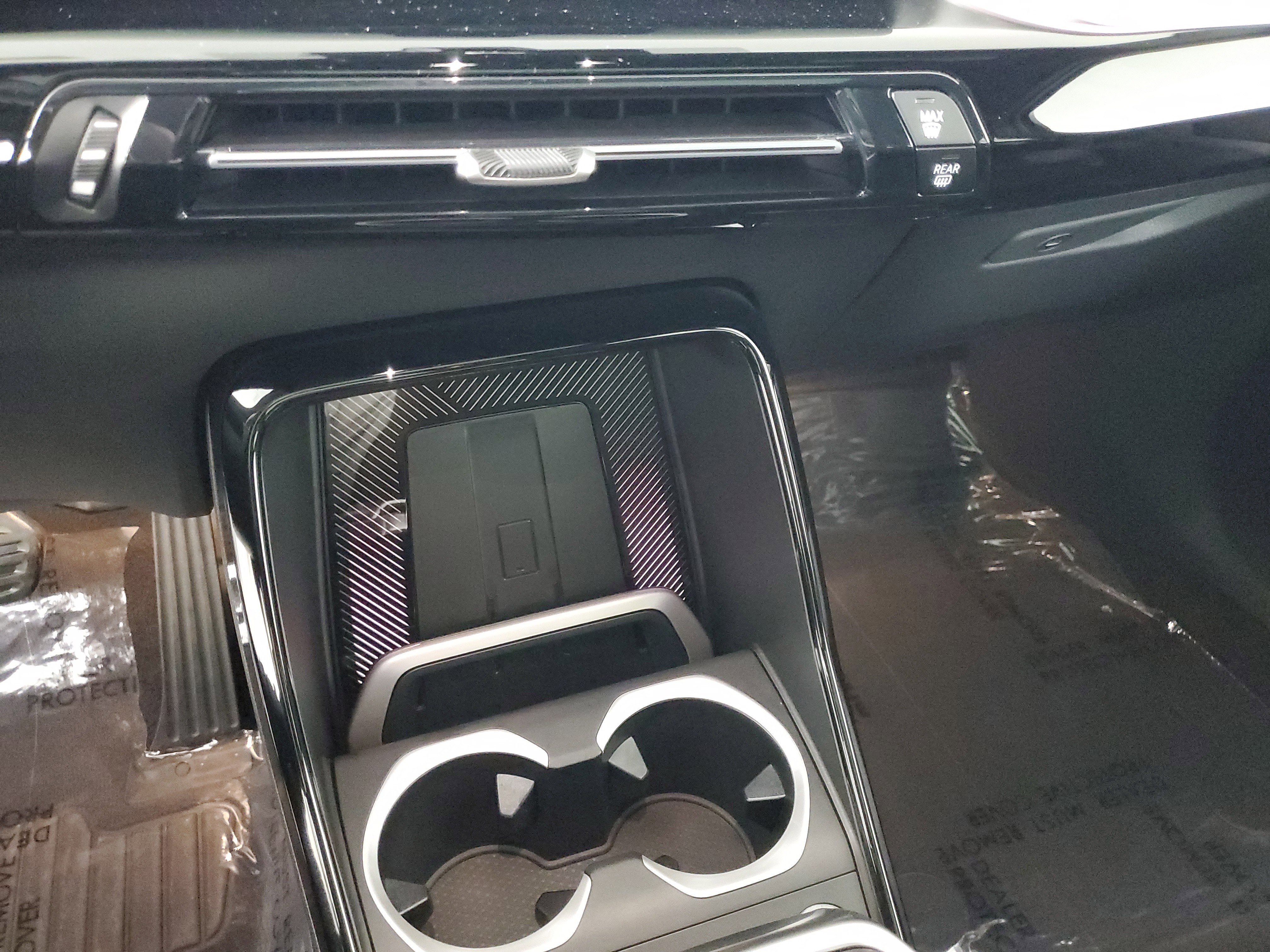 Certified 2025 BMW X2 xDrive28i w/ Premium Package image 20