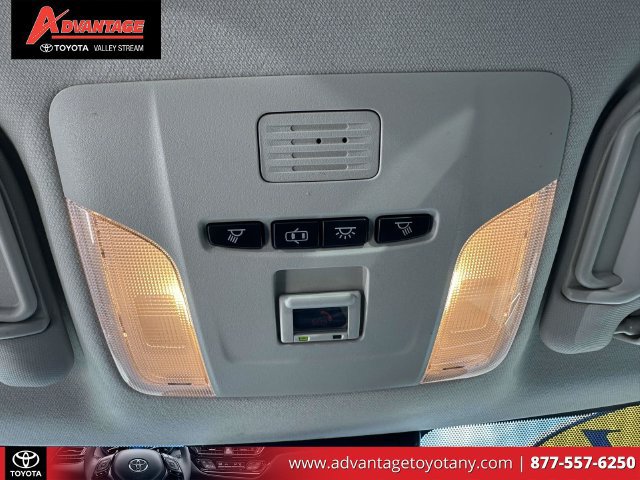 Used 2021 Toyota Corolla LE w/ LE Convenience Package FWD image 37