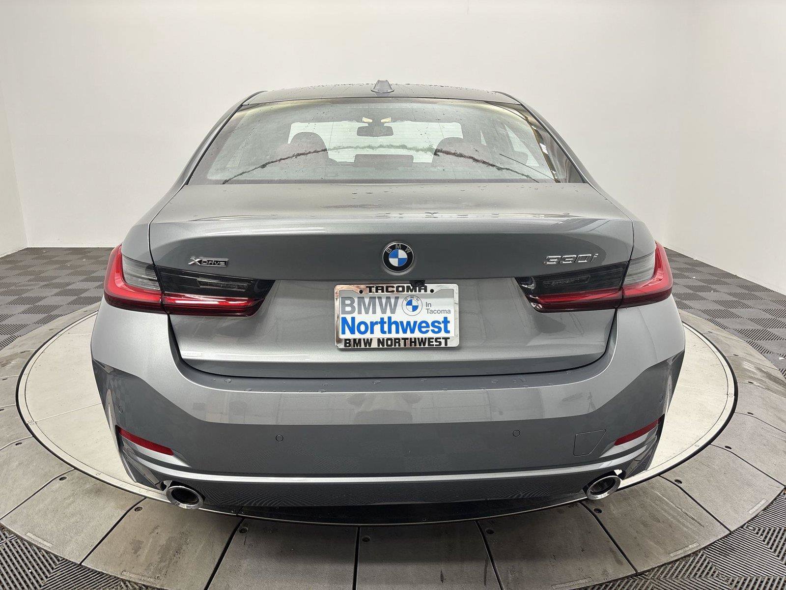 New 2026 BMW 330i xDrive Sedan w/ Premium Package AWD/4WD image 15