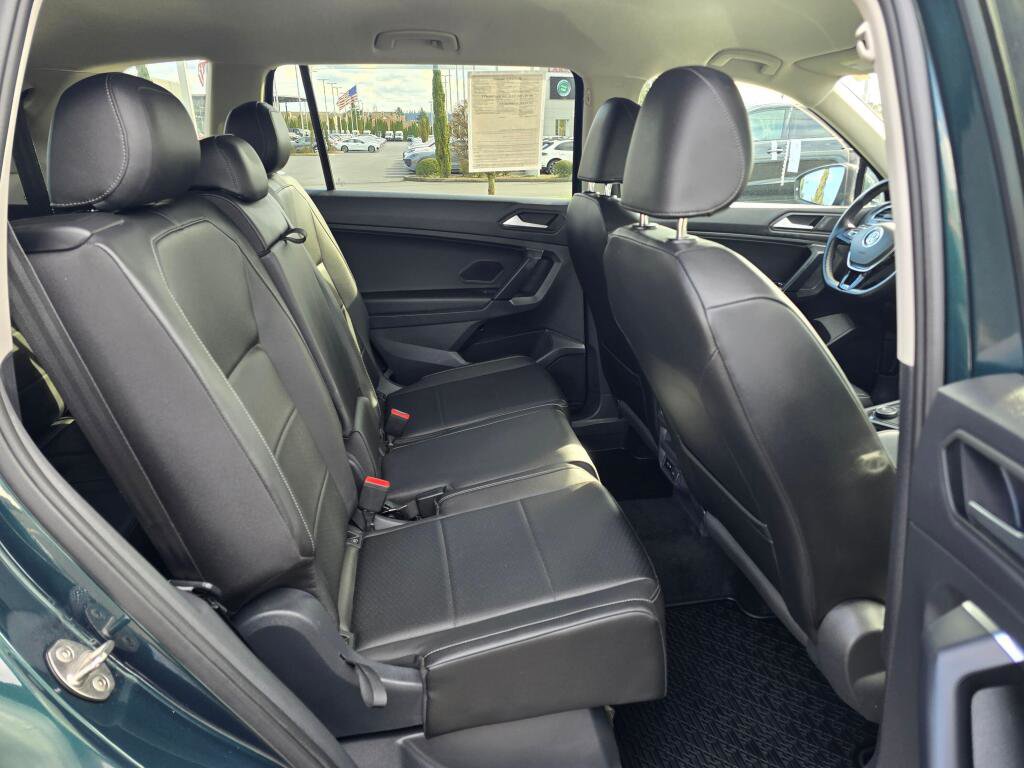 Used 2019 Volkswagen Tiguan SE w/ 3rd Row Seat Package image 26