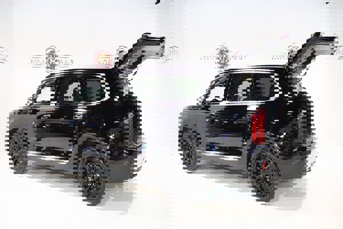 Used 2023 Kia Telluride S image 26