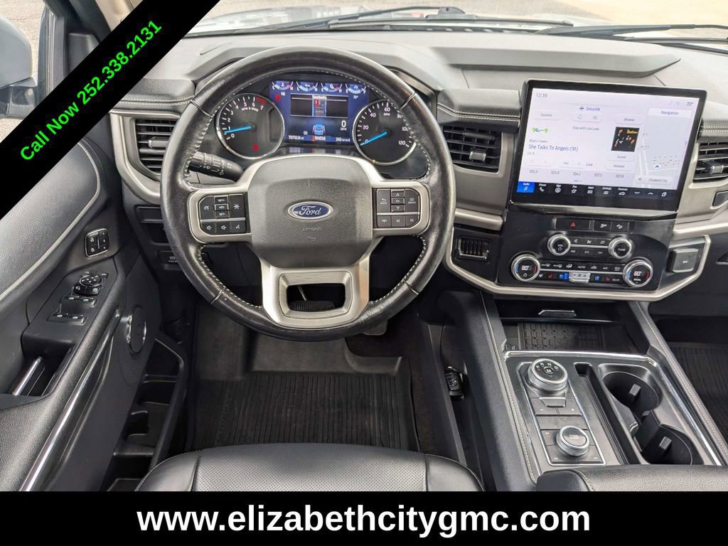Used 2023 Ford Expedition Max XLT image 18