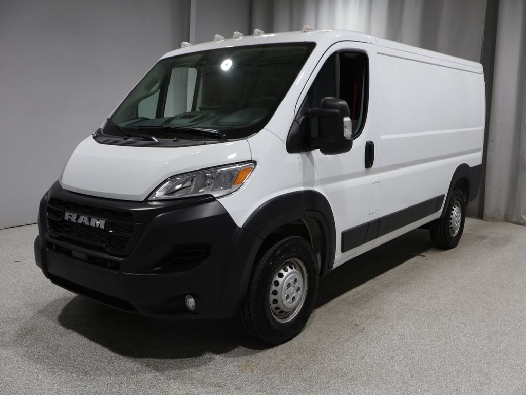 Used 2025 RAM ProMaster 2500 w/ Premium Convenience Group FWD image 6