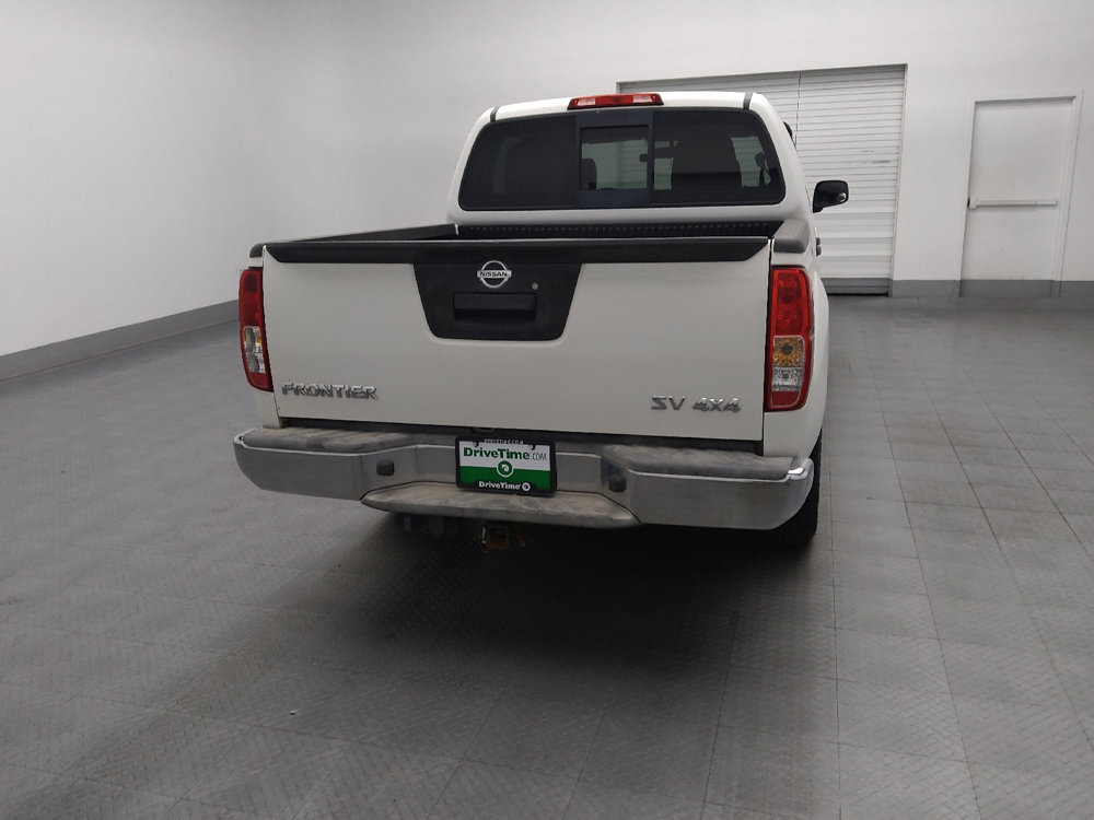 Used 2016 Nissan Frontier SV image 7