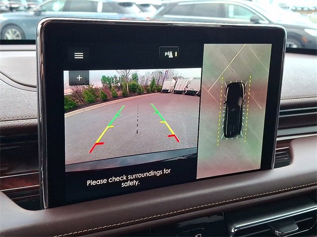 Used 2022 Lincoln Aviator Black Label w/ Class IV Trailer Tow Package image 19