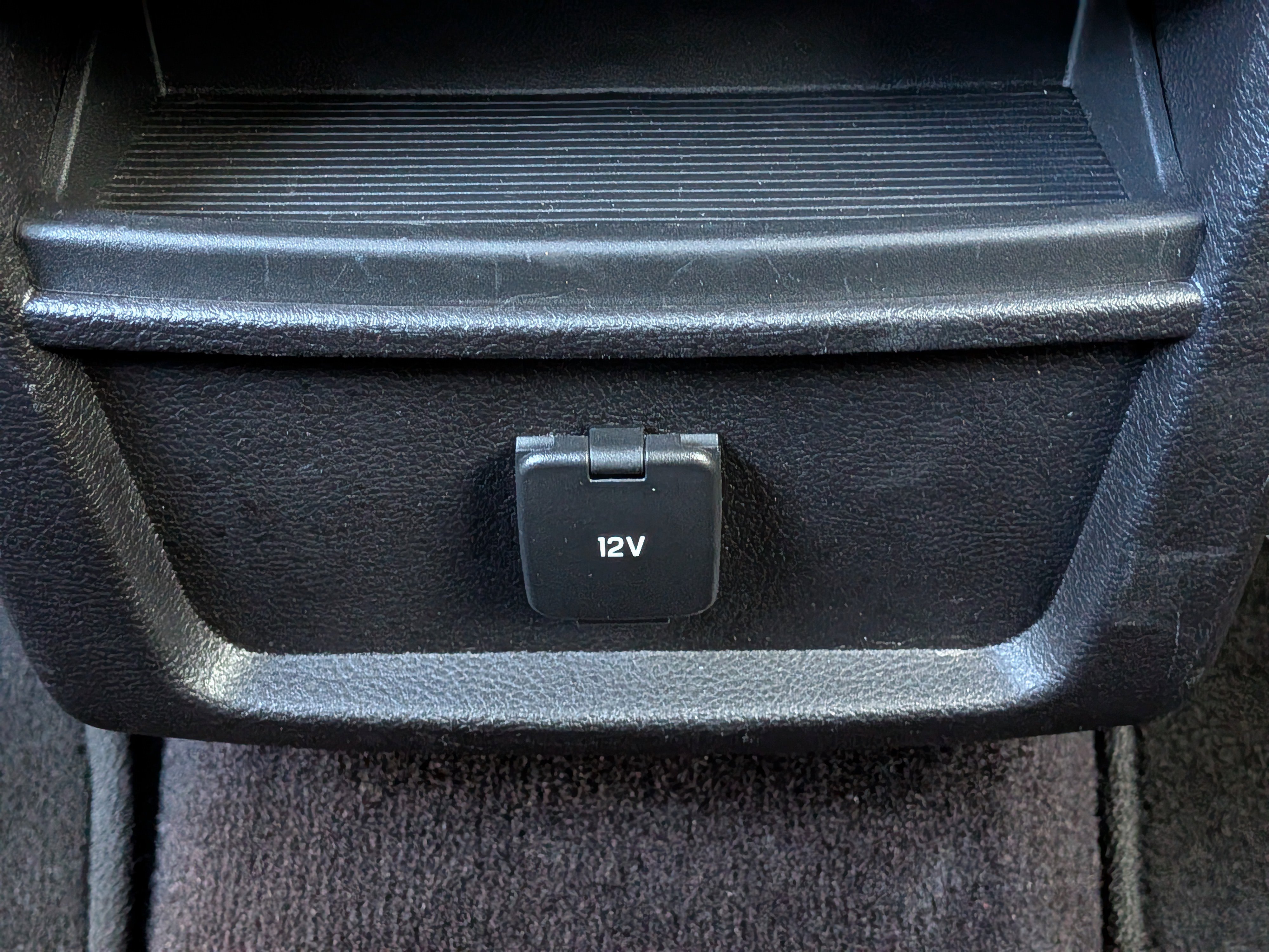 Used 2015 Ford Edge SEL FWD image 16