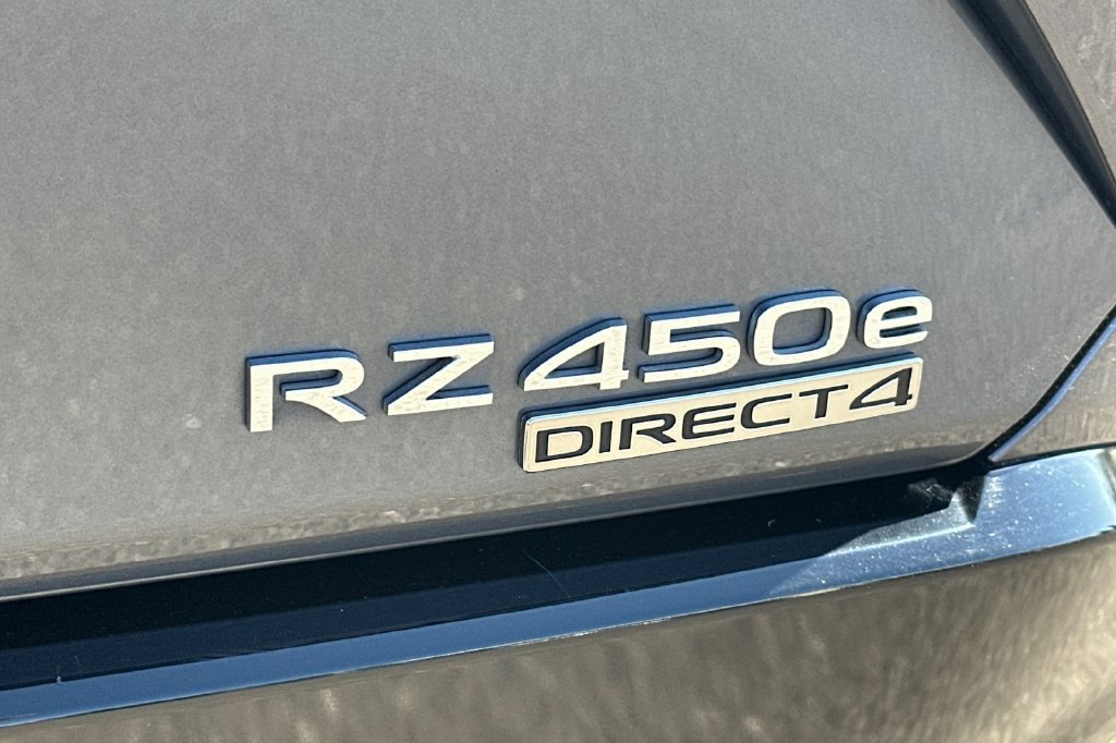 Used 2023 Lexus RZ 450e Premium w/ Technology Package AWD/4WD image 33