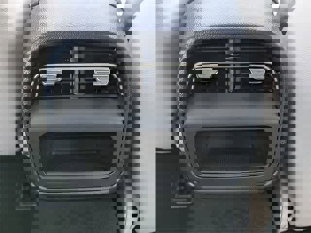 New 2025 Mercedes-Benz E 350 Sedan image 4