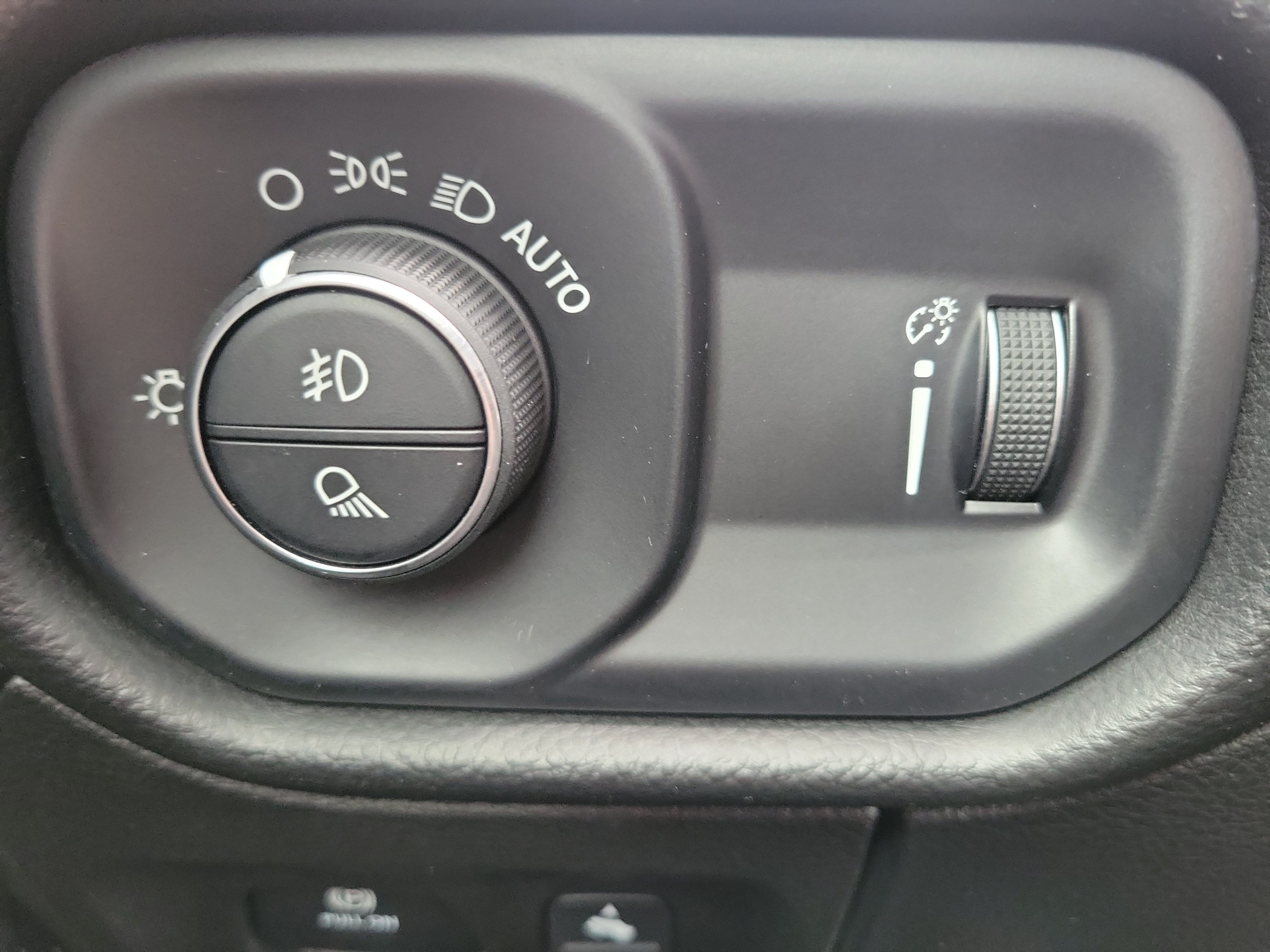 Used 2022 RAM 1500 Big Horn RWD image 30