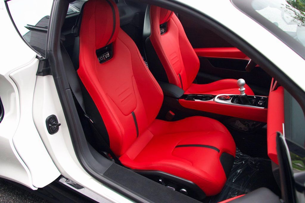 Used 2025 Lotus Emira image 18