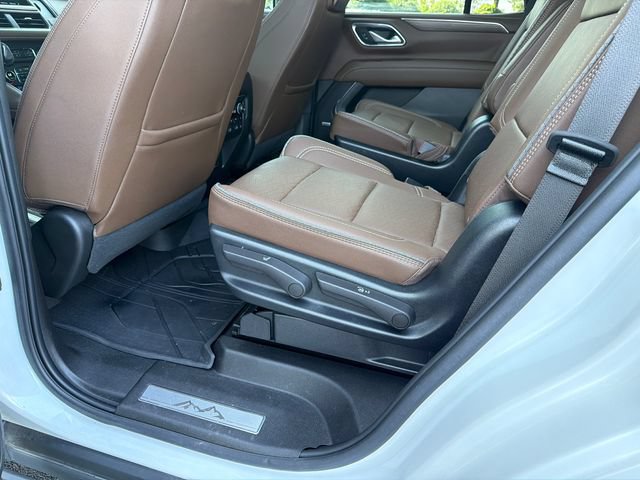 Used 2023 Chevrolet Tahoe High Country AWD/4WD image 21
