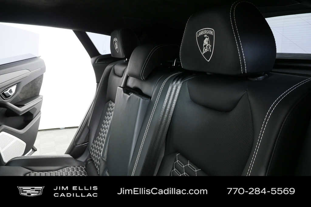 Used 2022 Lamborghini Urus image 23
