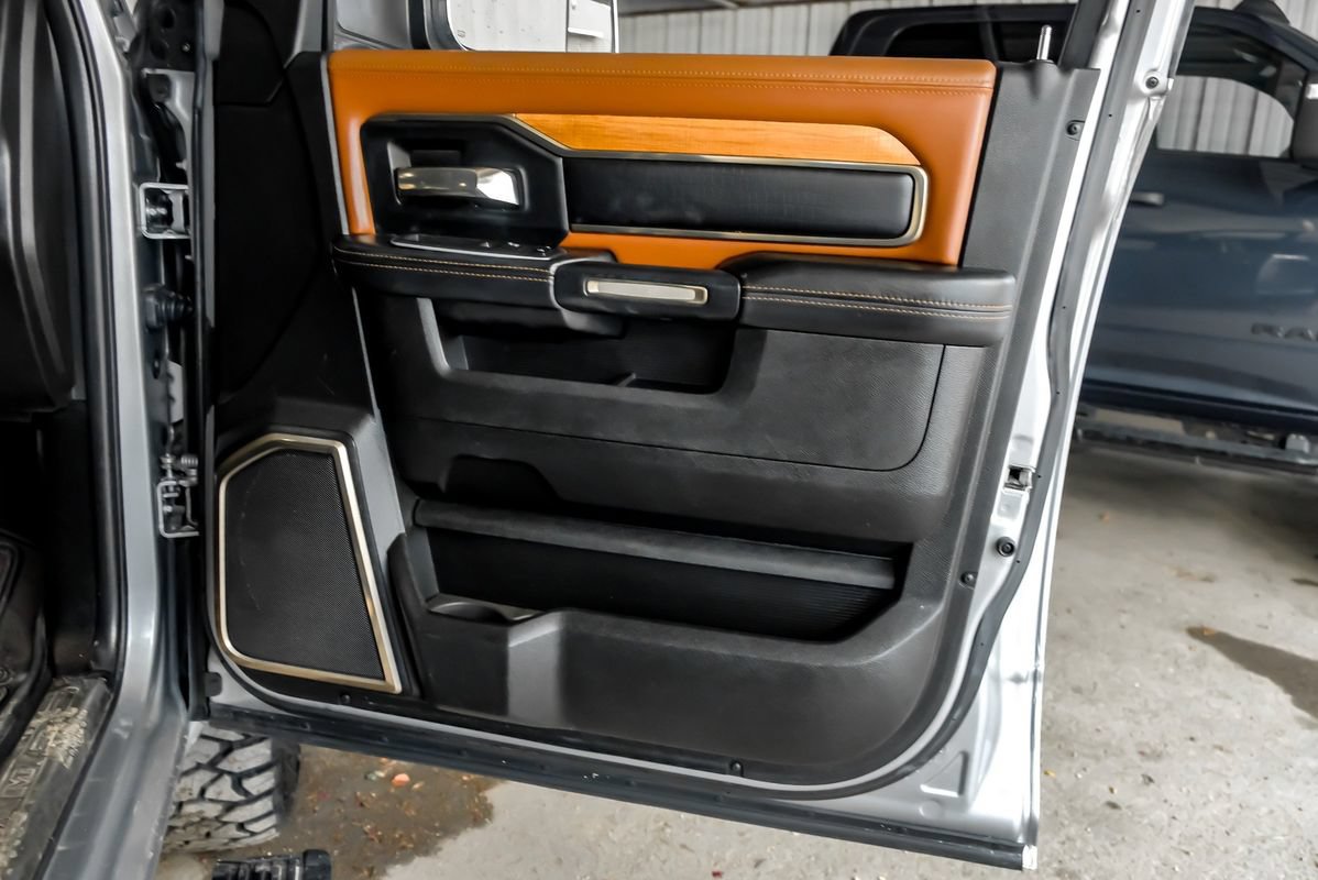 Used 2022 RAM 3500 Limited AWD/4WD image 40