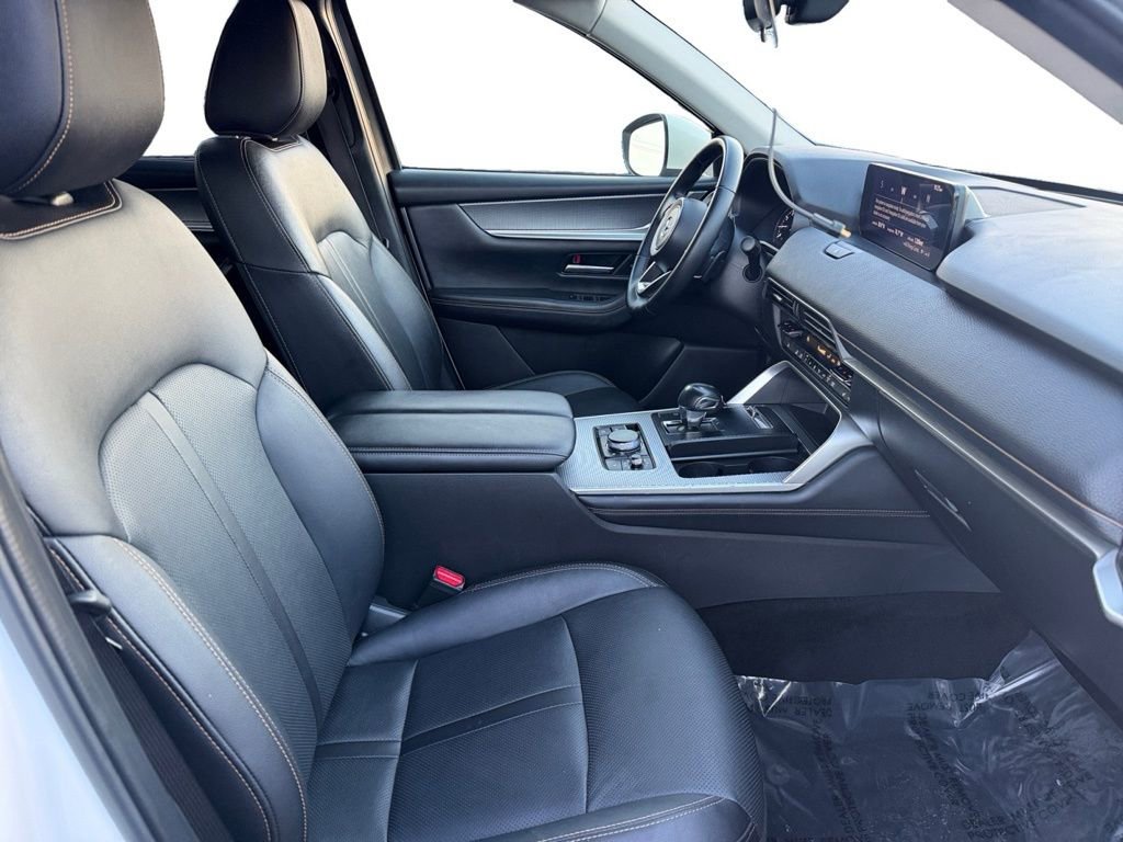 Used 2024 MAZDA CX-90 3.3 Turbo w/ Preferred Plus image 14