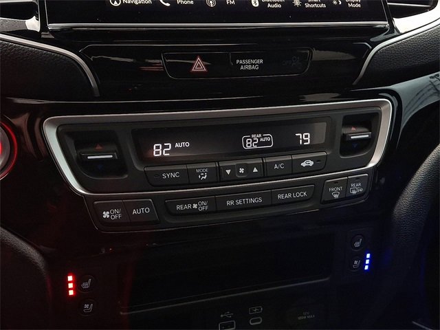 Certified 2024 Honda Ridgeline Black Edition image 16