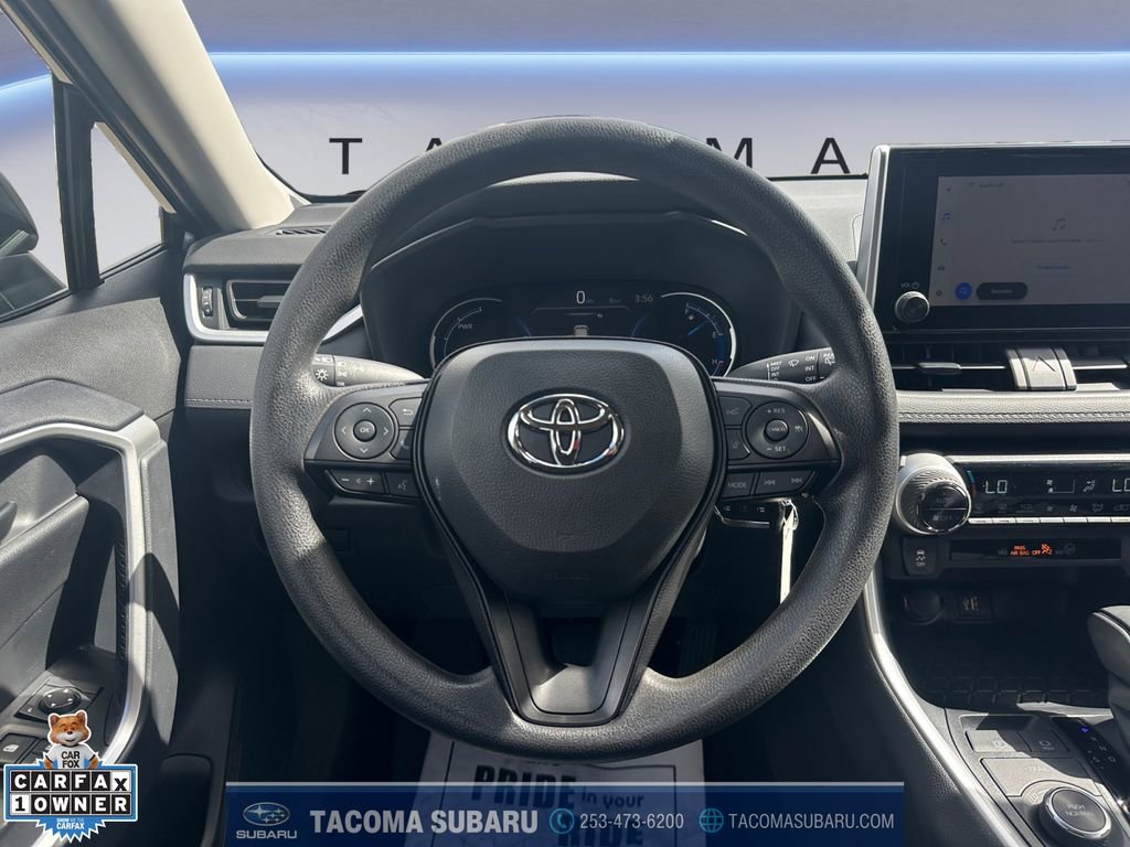 Used 2025 Toyota RAV4 LE AWD/4WD image 13
