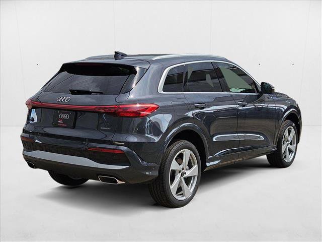 New 2025 Audi Q5 Premium Plus w/ Premium Plus AWD/4WD image 2