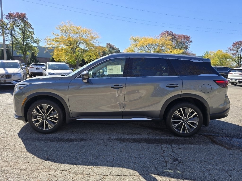 New 2026 INFINITI QX60 Luxe image 17