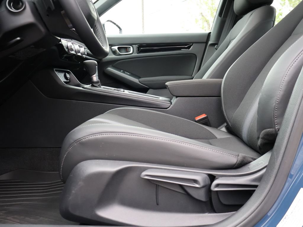Certified 2026 Honda Civic FWD Hybrid Sedan image 30