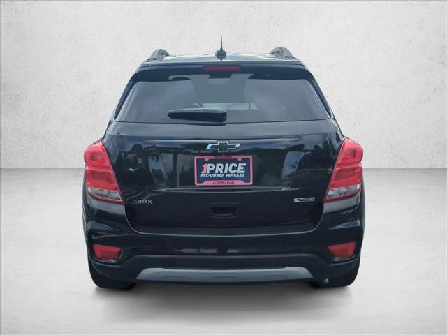 Used 2018 Chevrolet Trax Premier w/ Midnight Edition FWD image 7