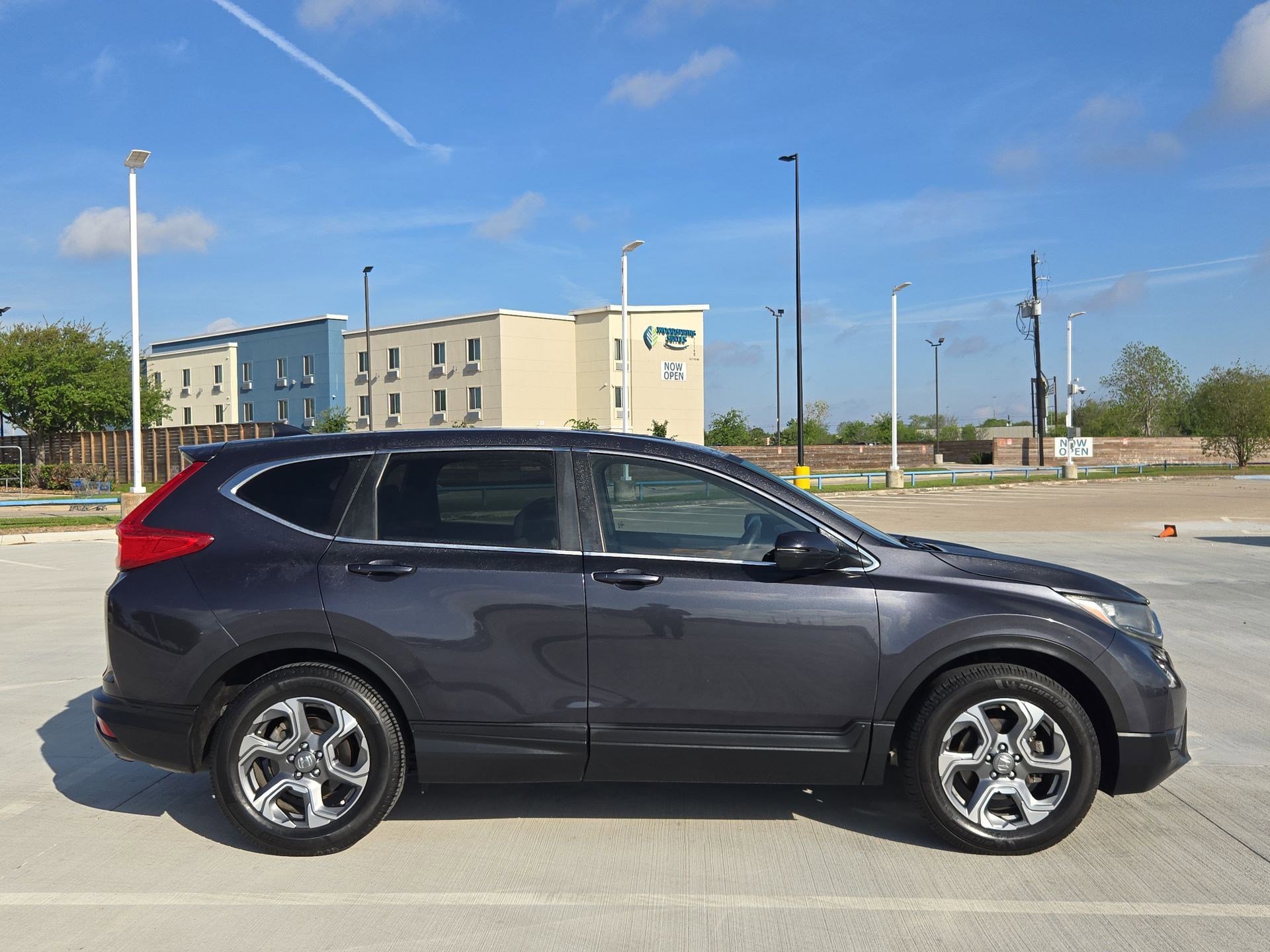 Used 2019 Honda CR-V EX image 2