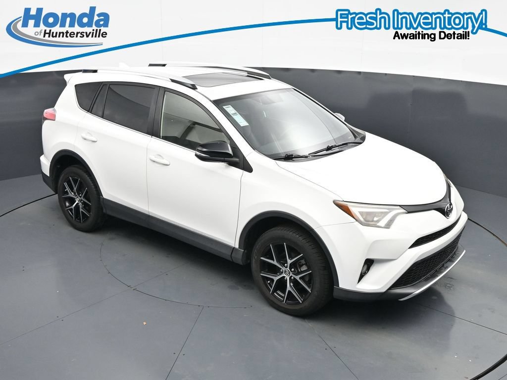 Used 2016 Toyota RAV4 SE FWD image 16