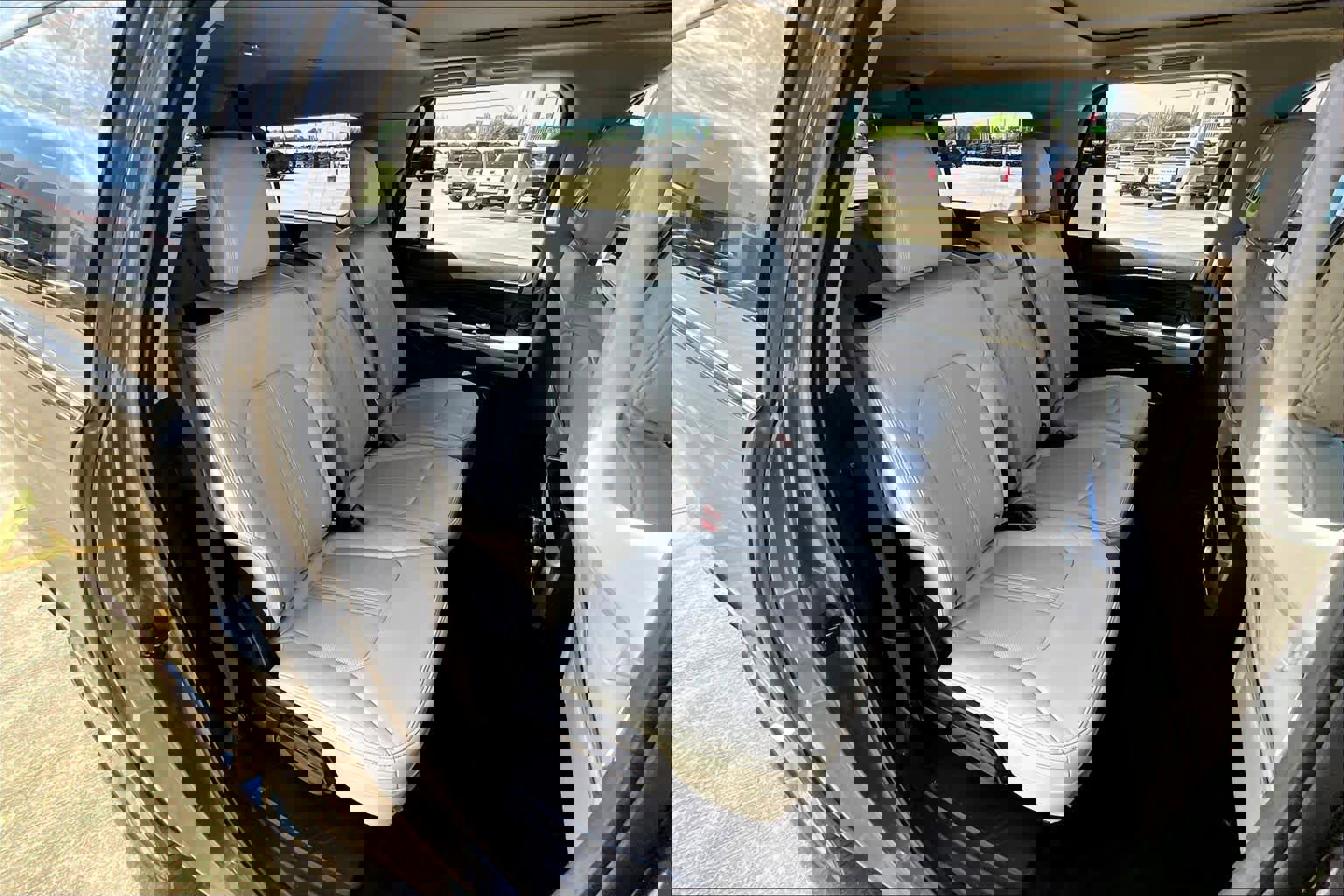 Used 2019 Ford Expedition Max Platinum RWD image 21