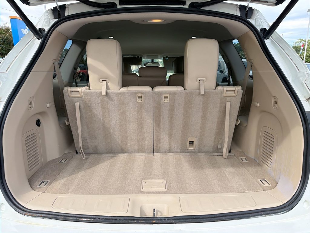 Used 2014 Nissan Pathfinder Platinum w/ Cargo Package FWD image 28