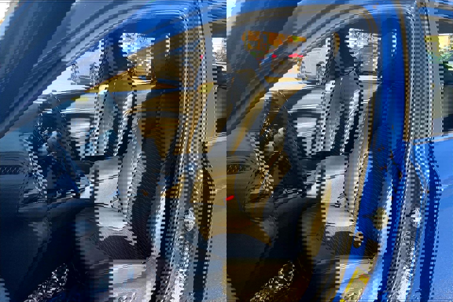 Used 2023 Toyota Camry SE image 29