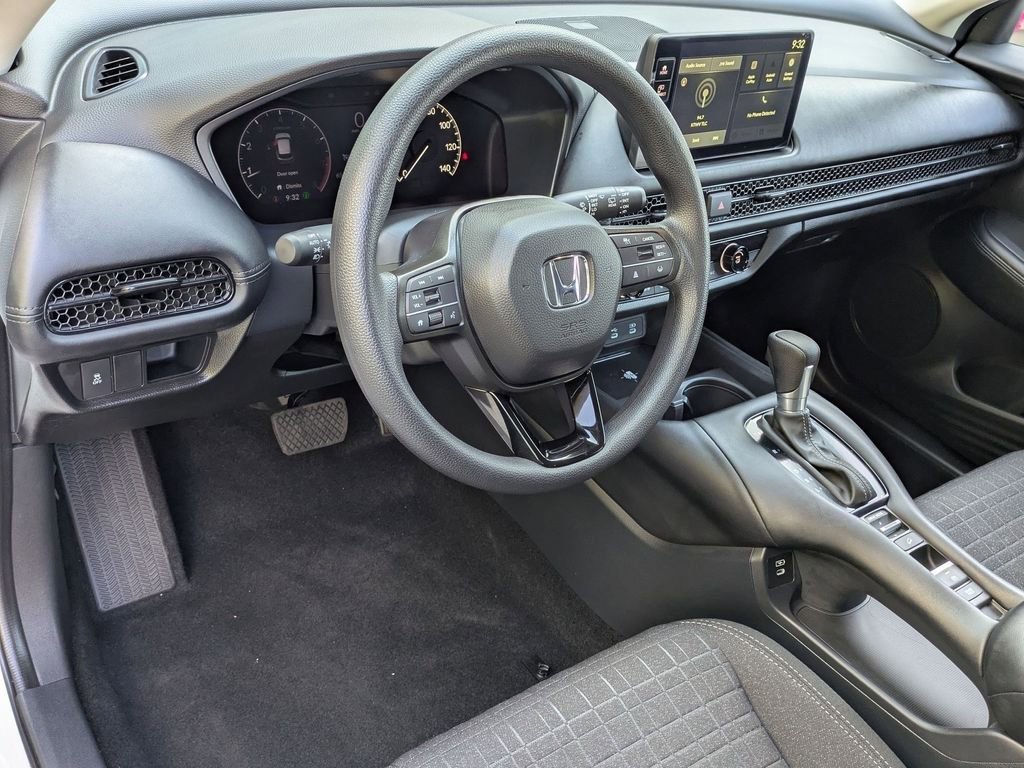 Certified 2026 Honda HR-V LX image 5