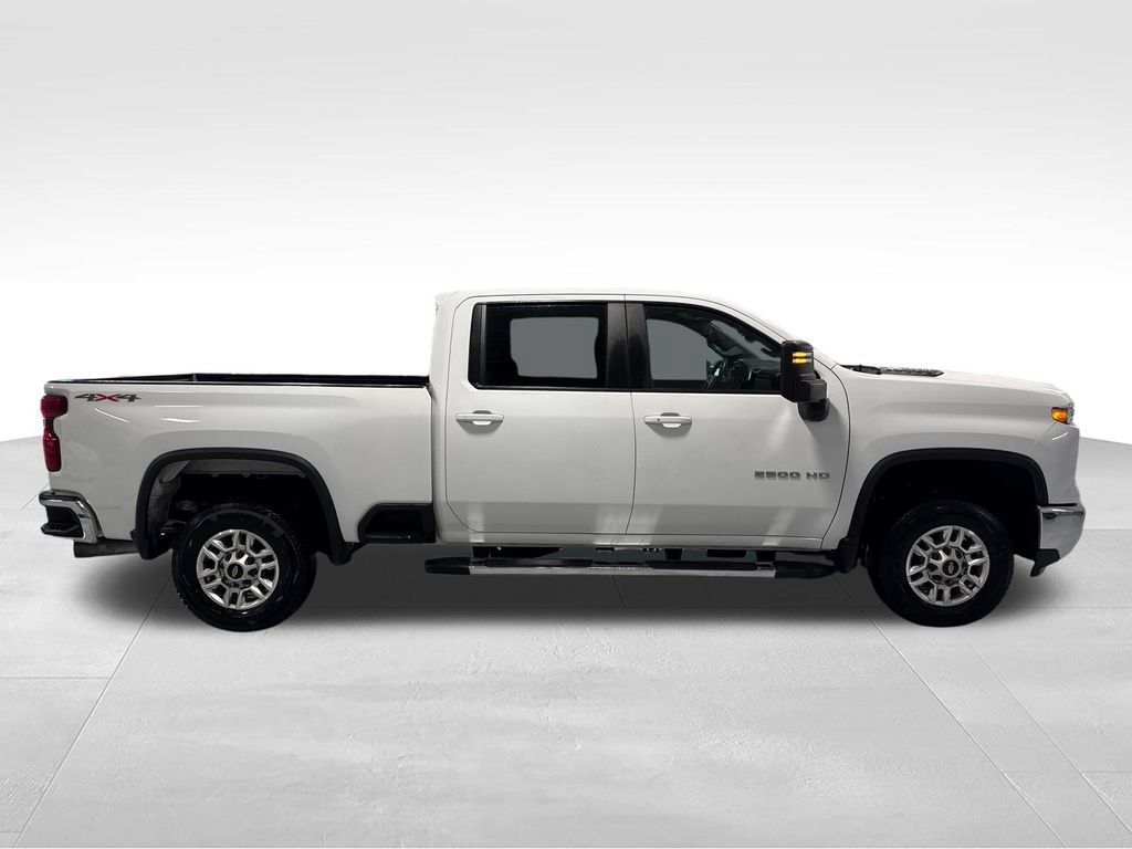 Used 2025 Chevrolet Silverado 2500 LT w/ Convenience Package AWD/4WD image 50