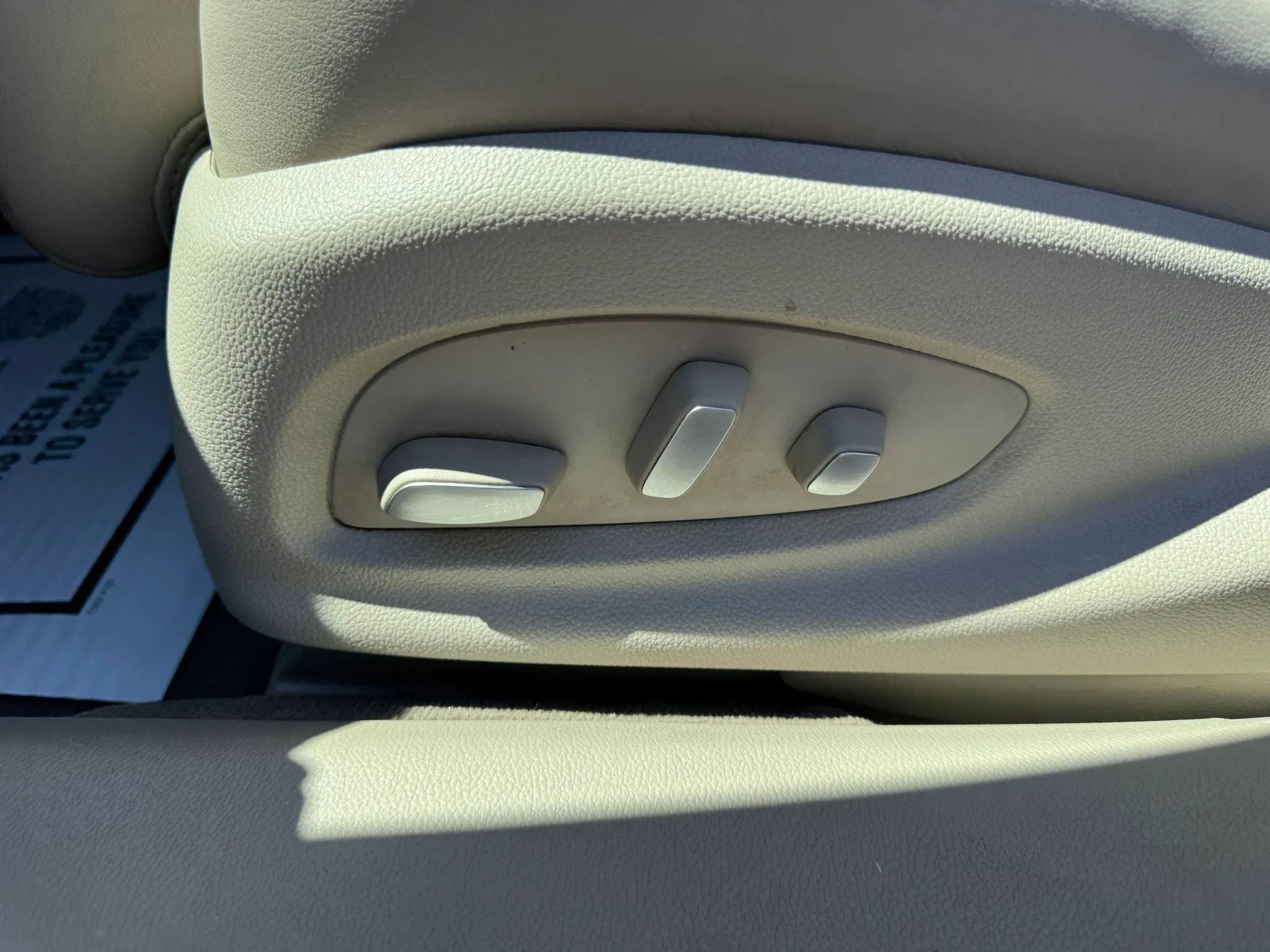 Used 2013 Cadillac XTS Premium FWD image 10