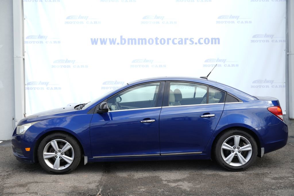Used 2013 Chevrolet Cruze LT image 8